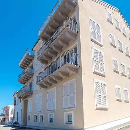 Rena Bianca 8 سانتا تيريزا غالّورا