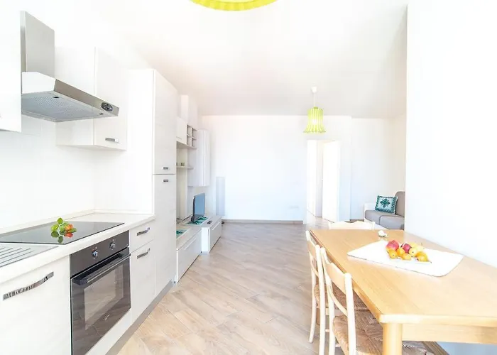 Rena Bianca 8 圣特雷莎加卢拉